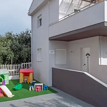 Kapahi Magic Hotel Apartments Potos Exterior photo
